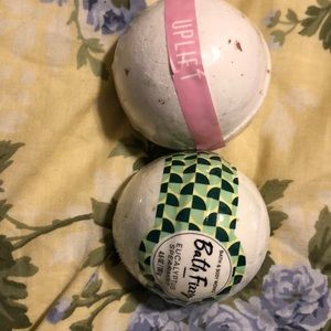 Bath bombs